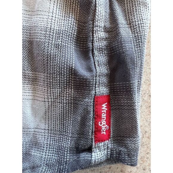 Wrangler Plaid Western Shirt Button Front Long Sleeve  Men's Sz Medium - Picture 5 of 9